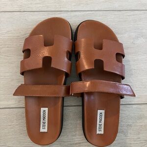 Barely worn Steve Madden sandals size women’s 11